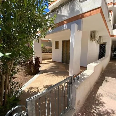 Luna, Santa Rita *